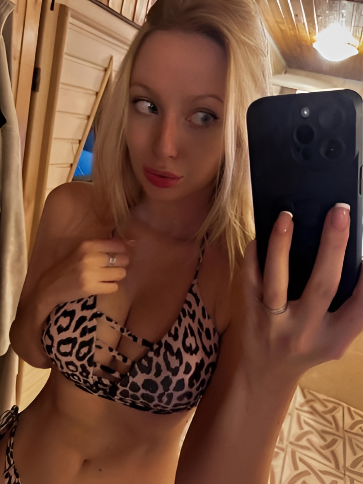 Рената привлекальеная девушка из Инза цена от 4000 руб