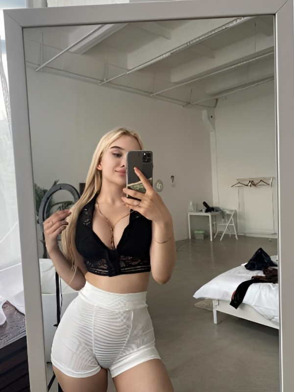 Виктория привлекательная девушка из Инза цена от 3000 руб