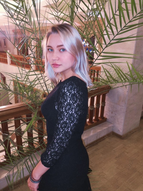 Катька привлекательная девушка из Инза цена от 3500 руб