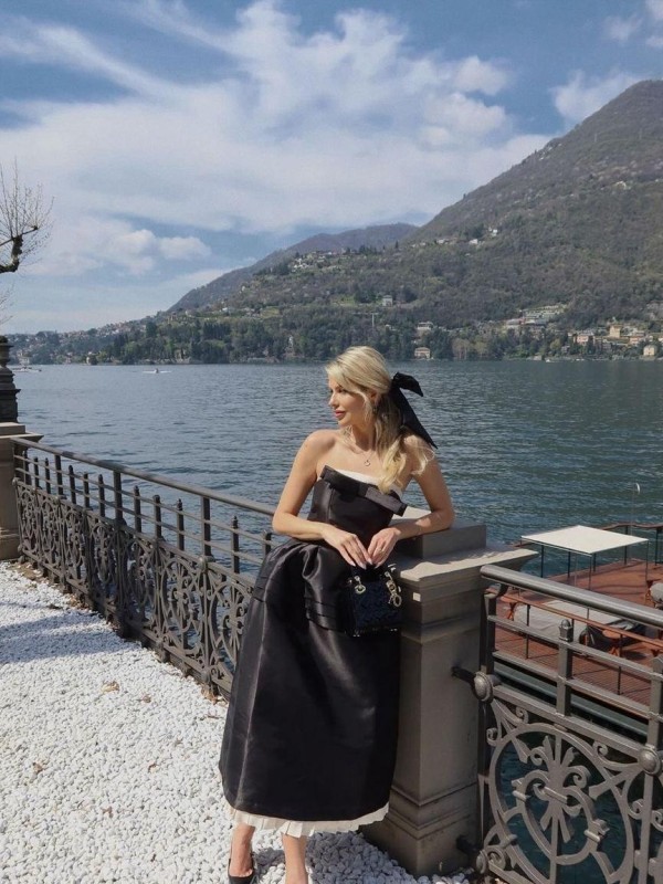 Настя привлекательная девушка из Инза цена от 6000 руб